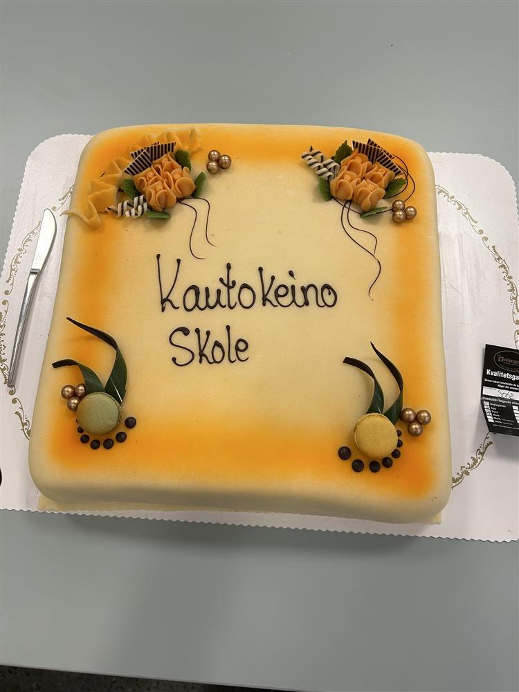 Deaddil ja stuora govva ihtá
